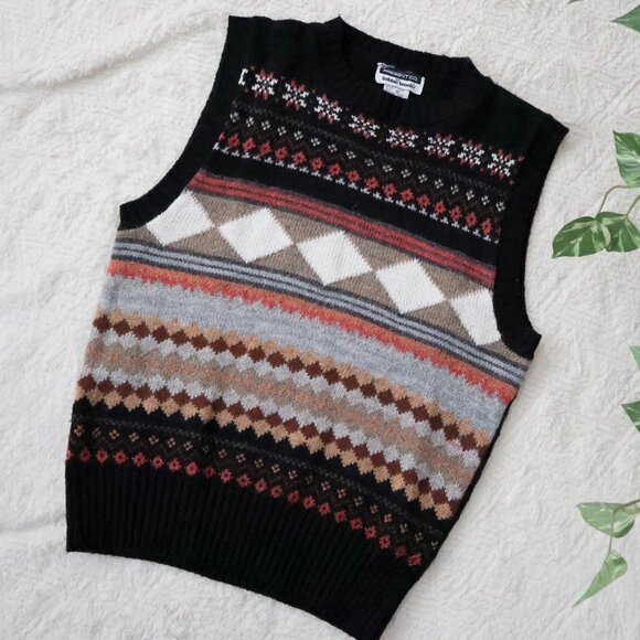 Sweater Vest - Picture 1 of 10